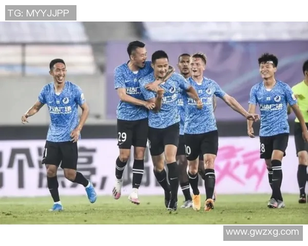 TYL战队以绝对优势战胜FPX展现强大实力与团队默契 TYL战队以绝对优势战胜FPX展现强大实力与团队默契