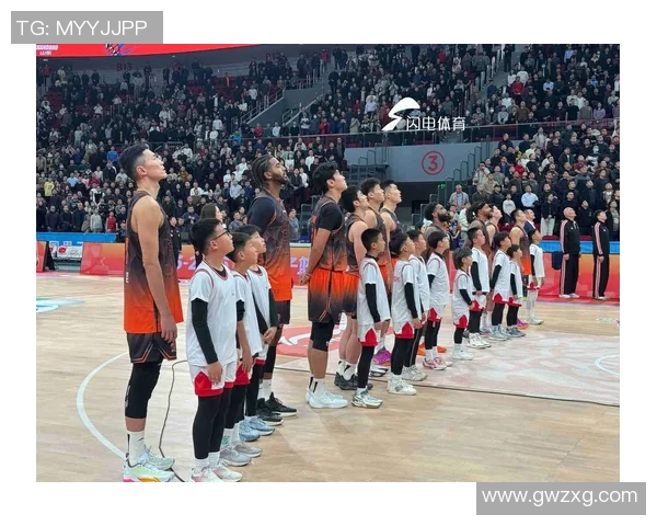 山东高速连胜拿下CBA榜首,球队状态火爆引热议 山东高速连胜拿下CBA榜首,球队状态火爆引热议